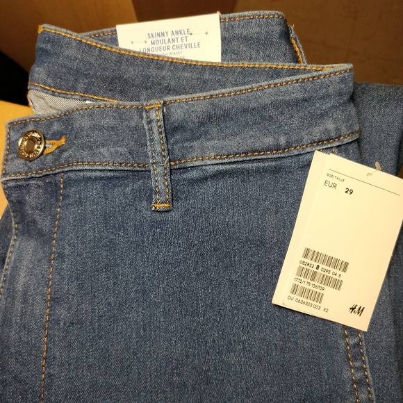 H&M Skinny Ankle High Waist Jeans - Picture 3 of 3